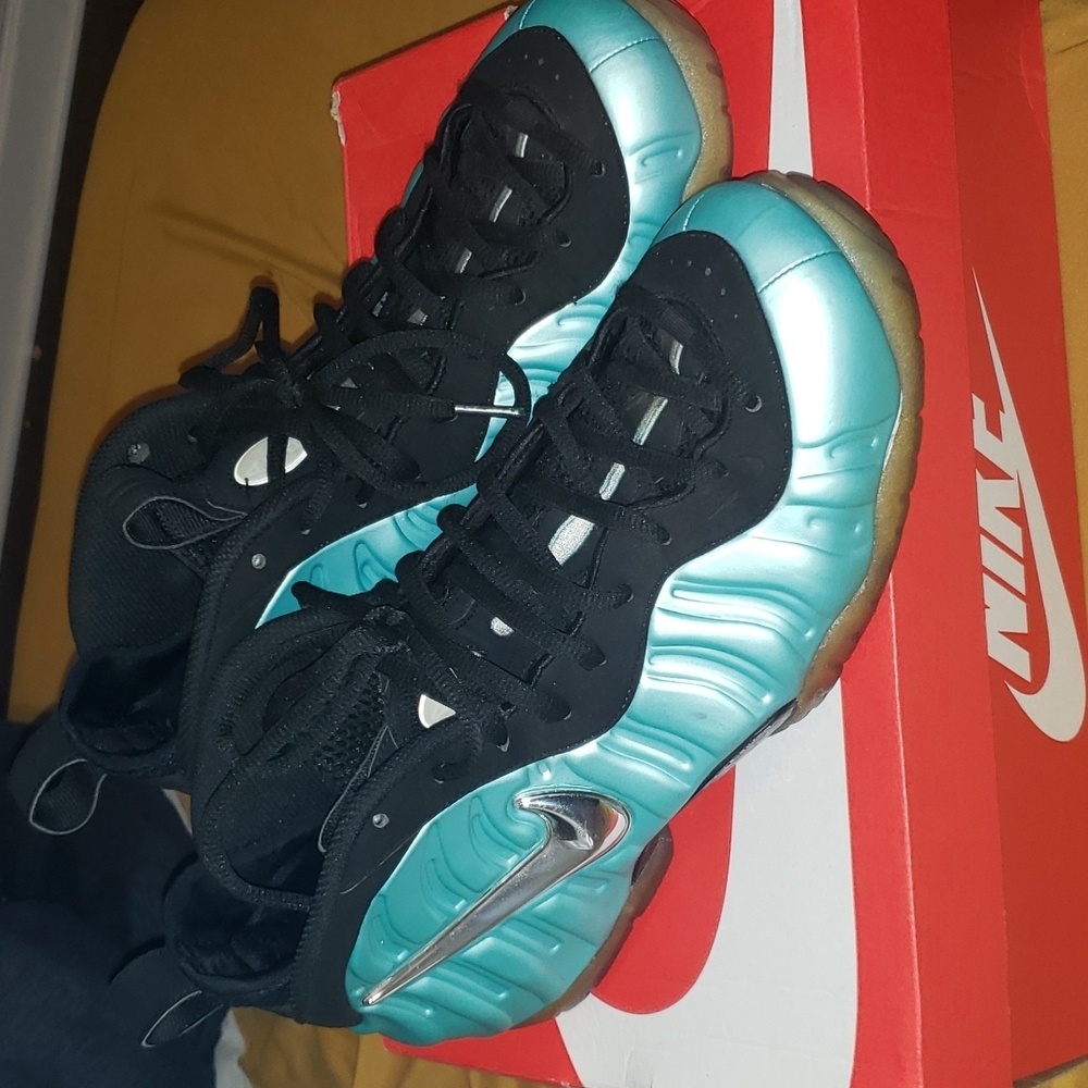 Foamposite Island Green (2014)
